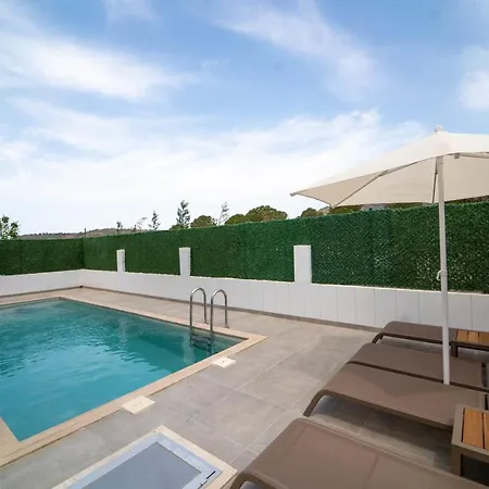Villa Stunning With Private Pool